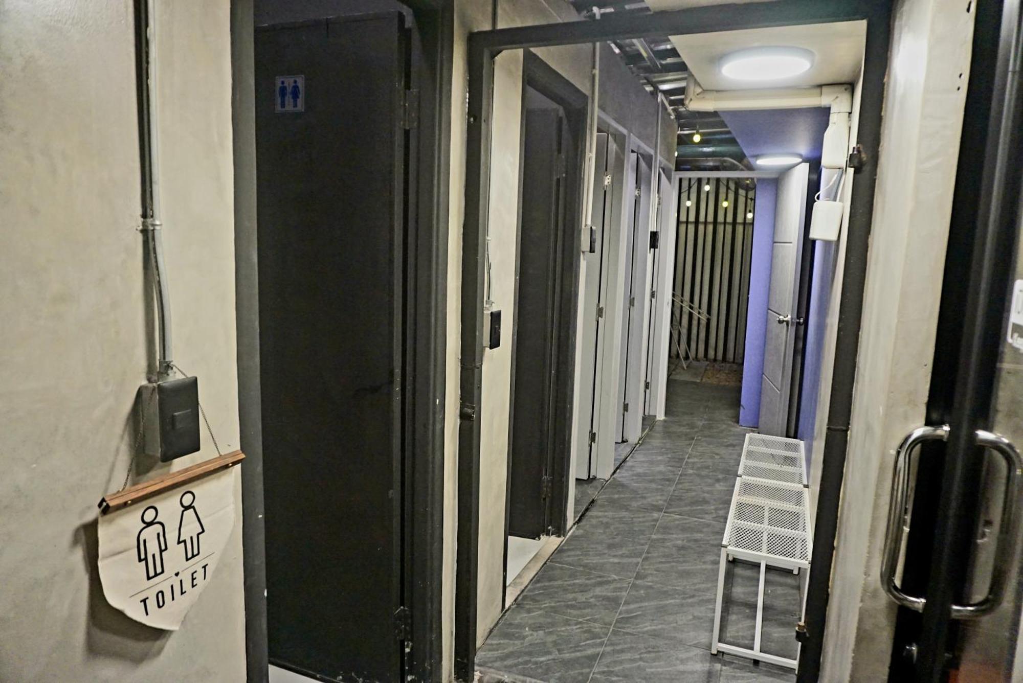 Capsule hotel Hash Capsule Silom Soi 3 *